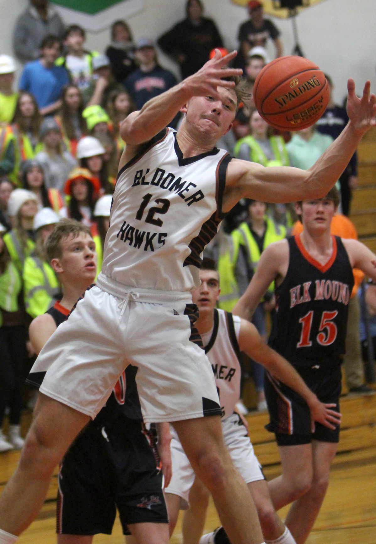 Elk Mound at Bloomer boys basketball 12-14-21